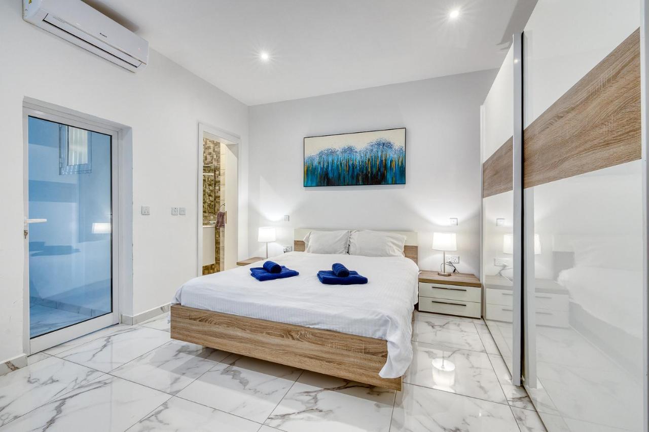 Modern 1Br Apartment, Central Location สลีมา ภายนอก รูปภาพ