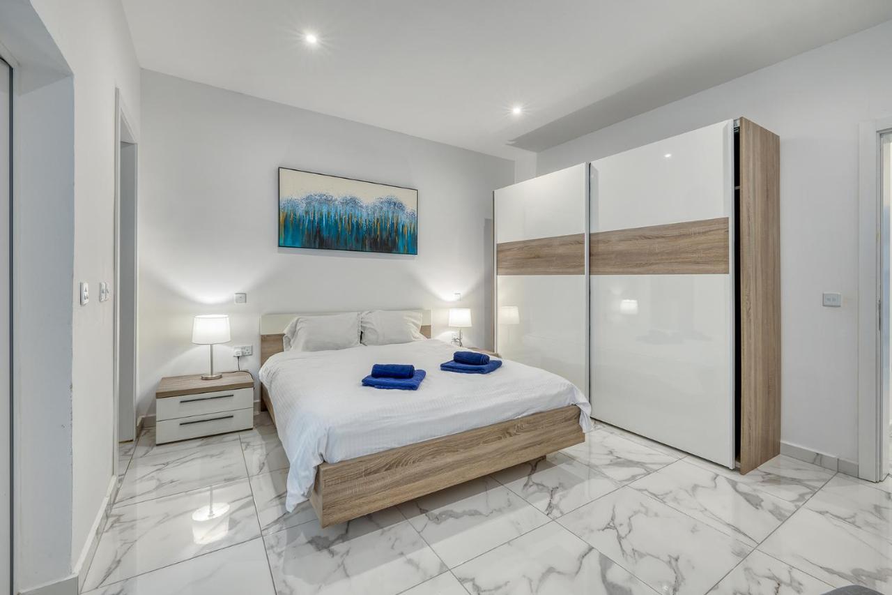 Modern 1Br Apartment, Central Location สลีมา ภายนอก รูปภาพ